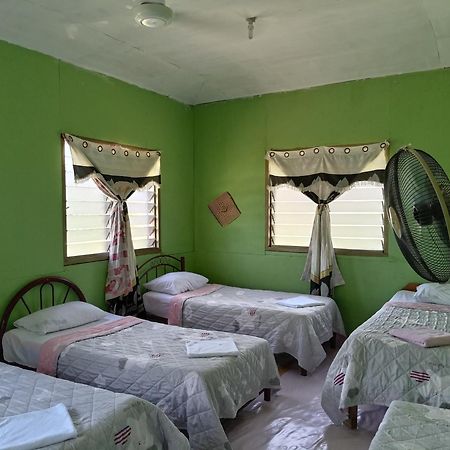 Mulu D Cave Homestay Exterior photo